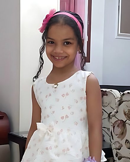 آمال، ابنة الوليد فاروق